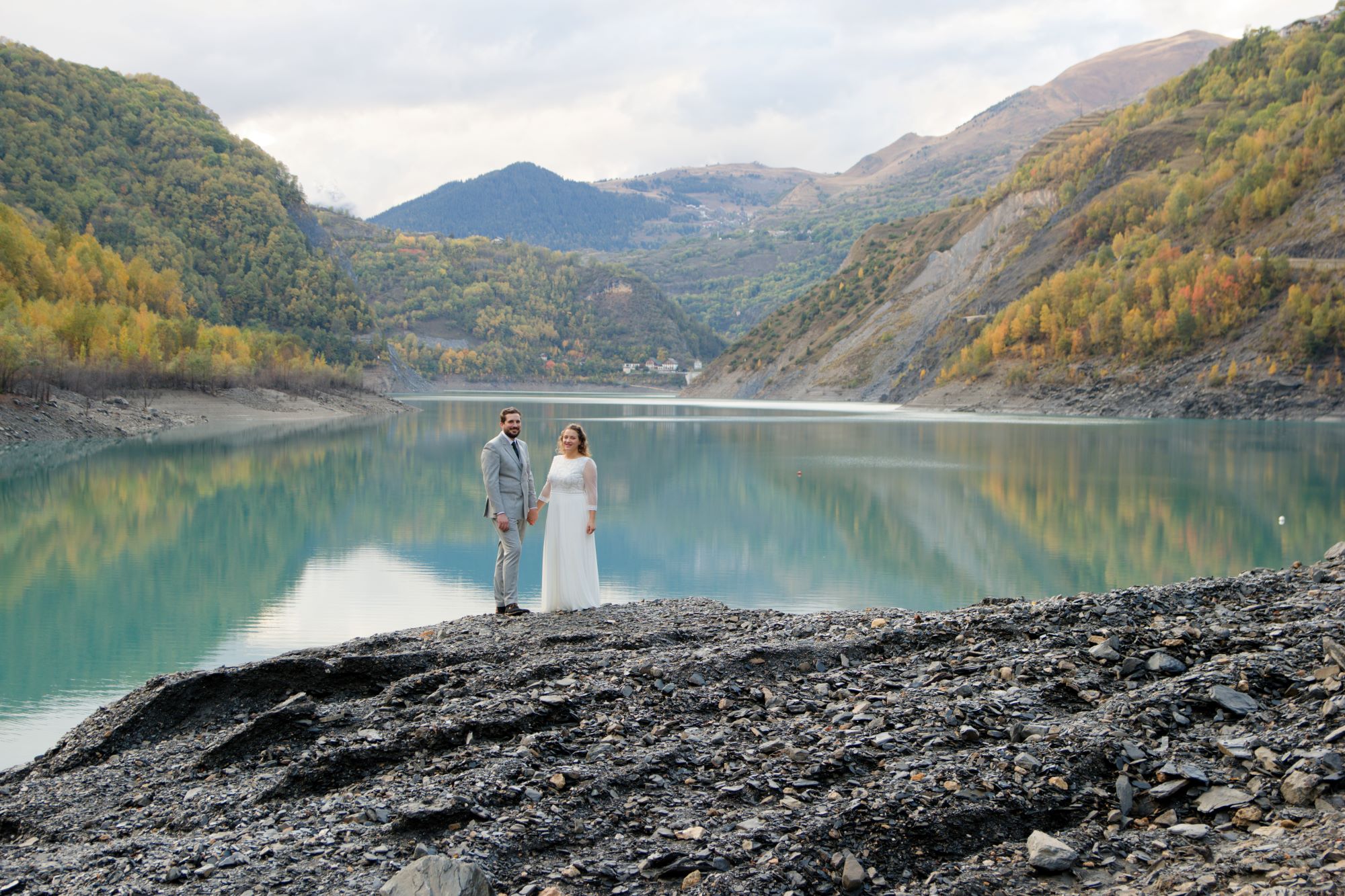 Séance couple mariage lac du chambon