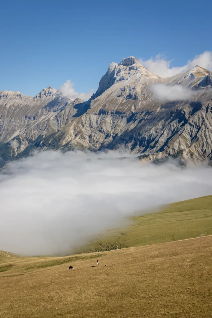 Portrait avec cheval à Tréminis, montagne du Trièves